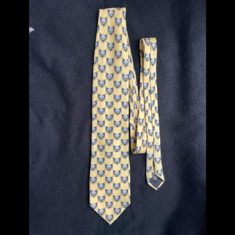 Tie
